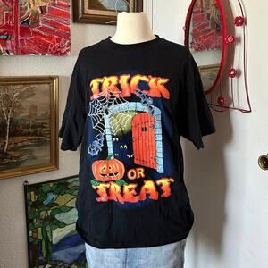 time 2 celebrate halloween graphic shirt